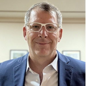 Dr Howard Stribbell